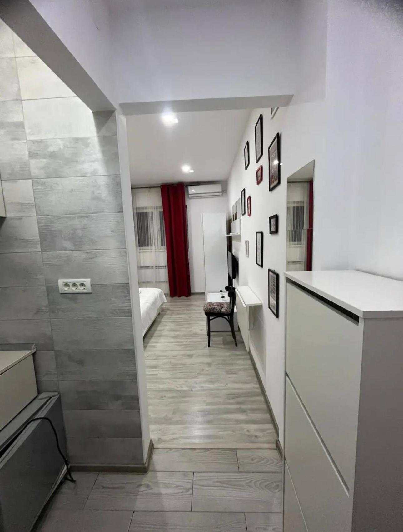 Amazing Location In The City Center Бухарест Экстерьер фото